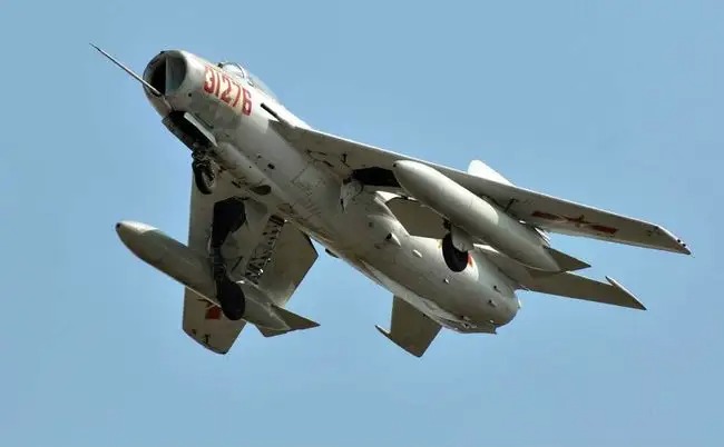 退役裝備-航空模型—殲5